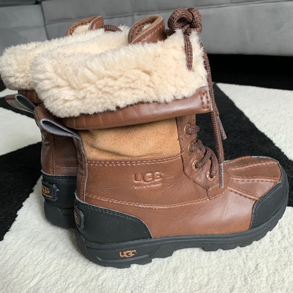 Little Kid’s Ugg Butte / Adirondack - Size 13 - Picture 3 of 9